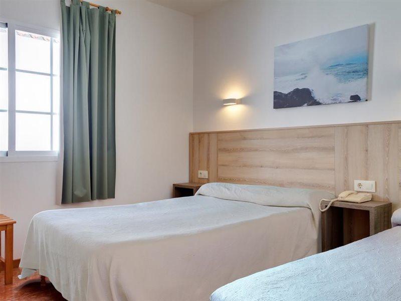 Duerming San Vicente Hotel 샌비셴테드마르 외부 사진